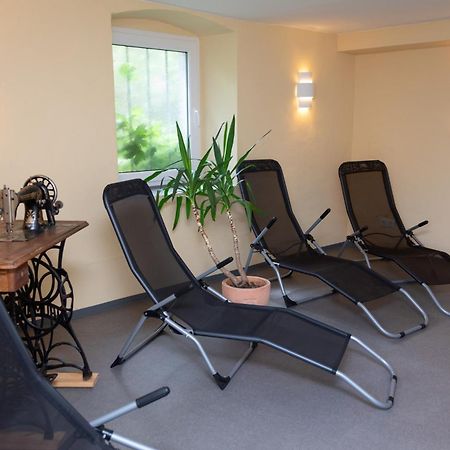 Moderne Ferienwohnung In Alter Villa Georgenthal  Kültér fotó